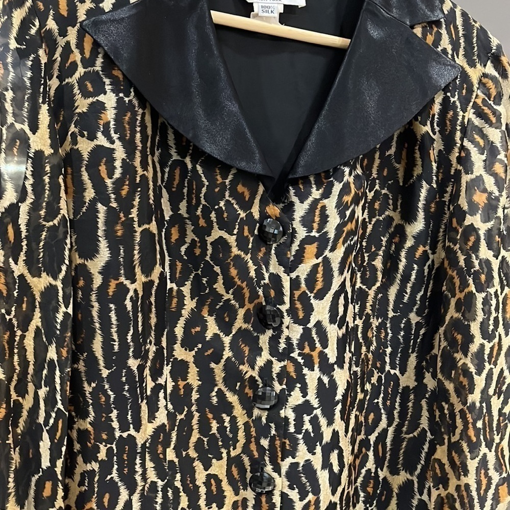 Cattiva New York Silk Cheetah Print Button Front Blouse Size 12 - Picture 3 of 6